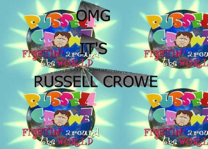 OMG IT'S RUSSELL CROWE!