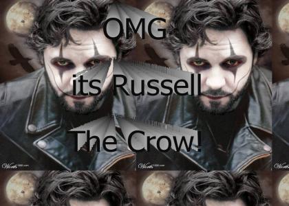 OMG its Russell Crowe