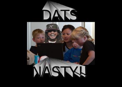 Nice lady shows Lil Jon and kids some websites