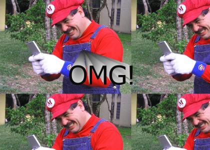 Mario Cosplayer playing an SP (Version 1.2, now with music!)