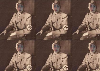 ANGELO ANTIC IST ADOLF HITLER