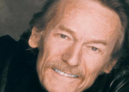 Gordon Lightfoot Stares Into Your Soul