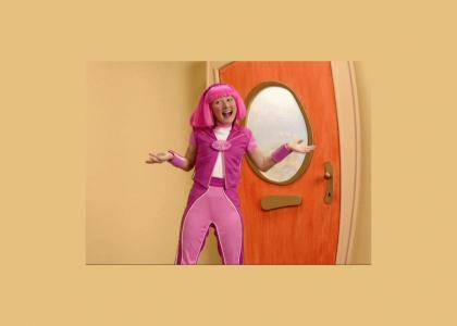 LazyTown: Stephanie Changes Clothes