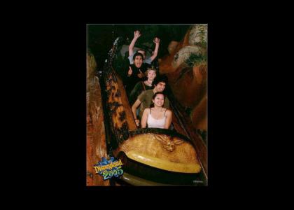 Splash Mountain Log Doesn't Change Facial Expression