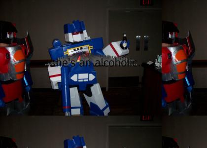 Not only is soundwave a decepticon...