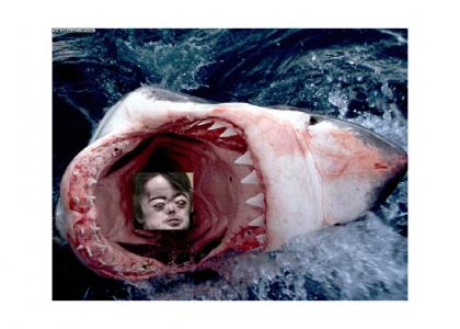Brian Peppers tries to fornicate with a shark