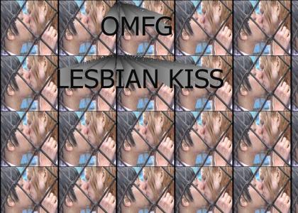 Lesbian Kiss