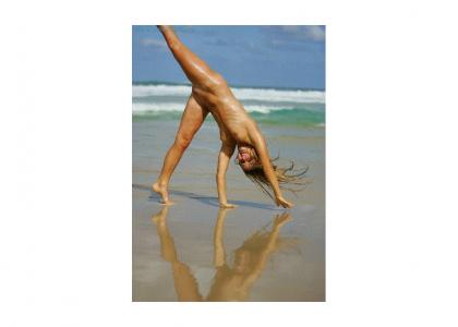 Naked cartwheel chick