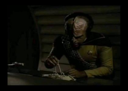 Worf just cant finish his science project