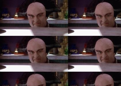 Londo Mollari peeping (babylon 5)