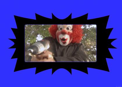 </ A Clown with a Powerdrill \>