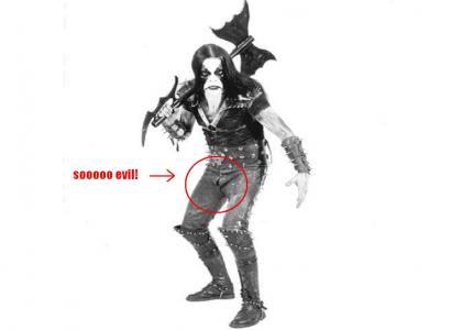 Abbath unzips his pants! (Immortal)