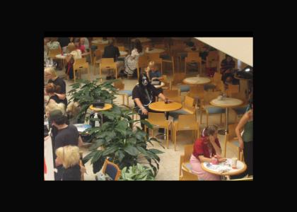Foodcourt Goth is Lonely