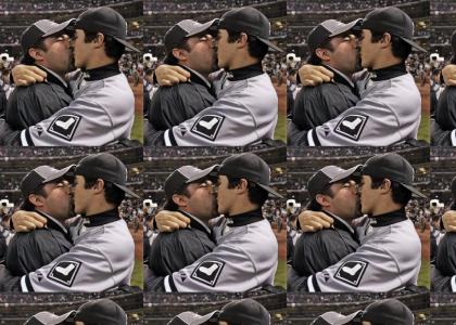 White Sox victory kiss!