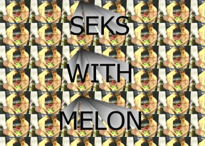 Seks with a melon