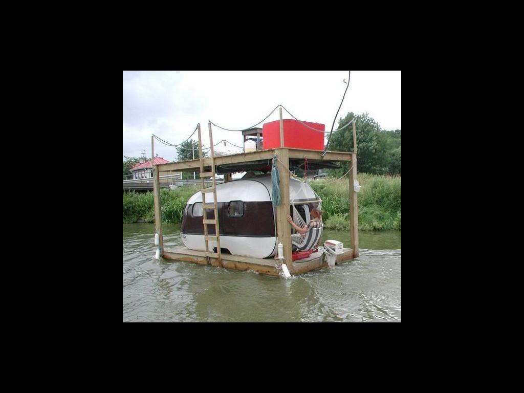 houseboatforsale