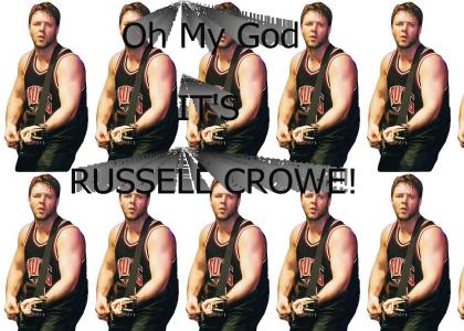 It's Russell Crowe!