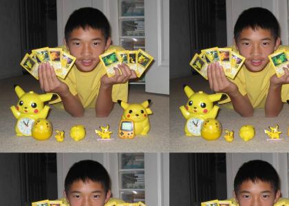 JAP kid loves pokemon