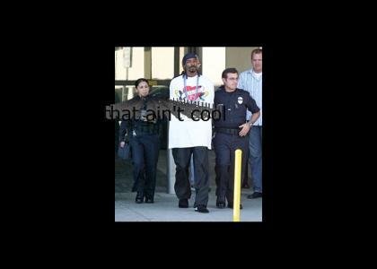 Snoop Dogg fails at hiding his drugs