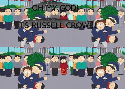 OH MY GOD! ITS RUSSELL CROWE