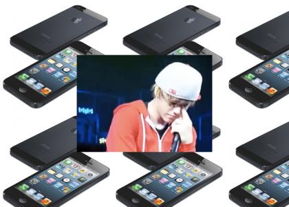 Justin Beiber has no iPhone