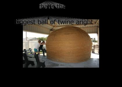 the biggest ball of twine